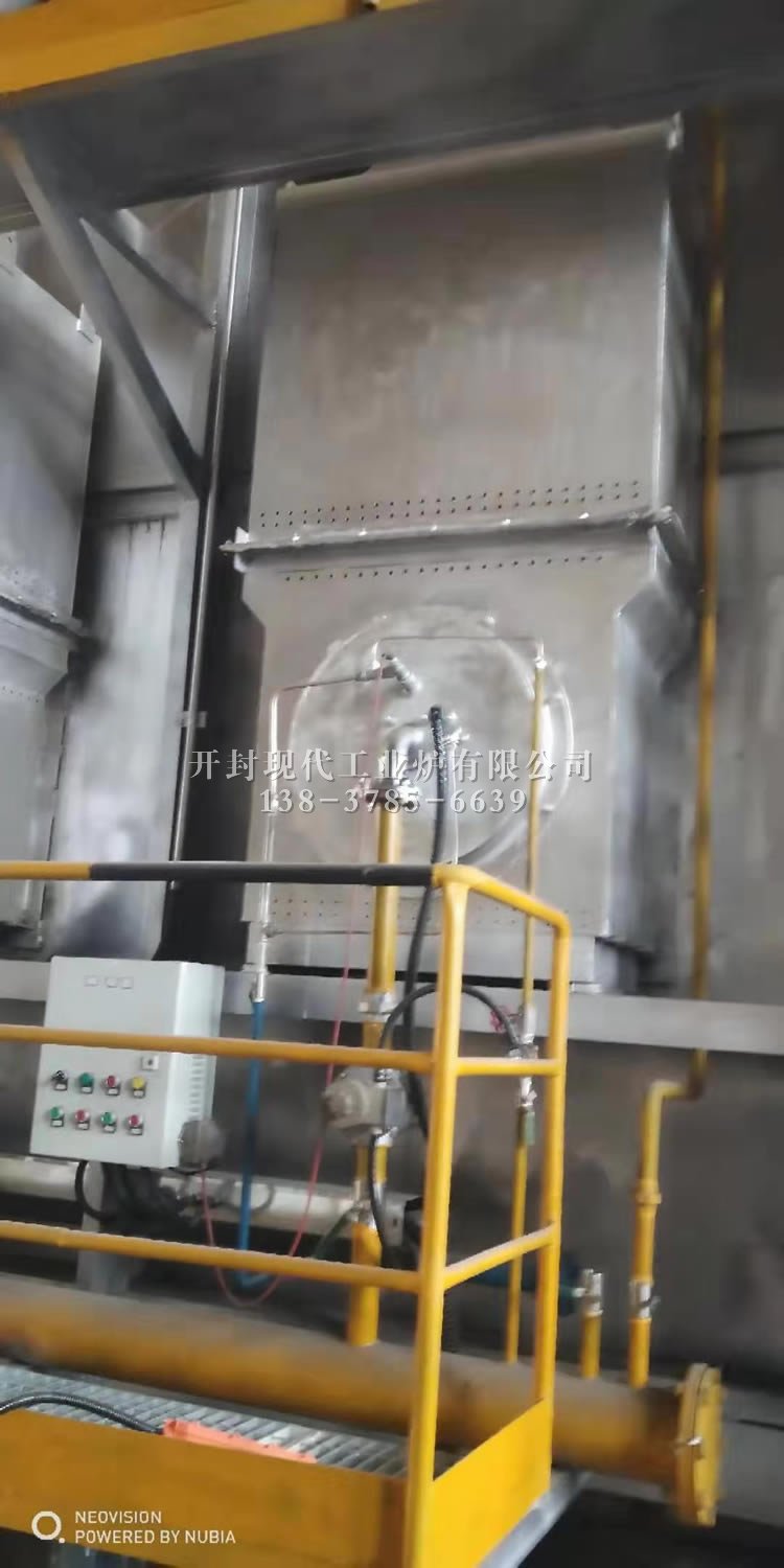 2019年現(xiàn)代工業(yè)爐臺(tái)車式燃?xì)饧訜釥t客戶案例